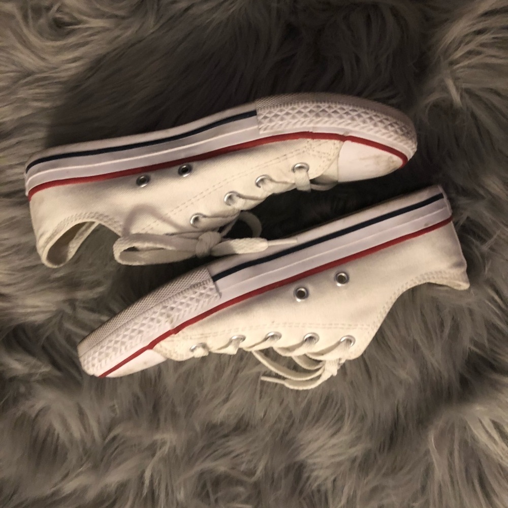 Converse - Picture 2 of 5